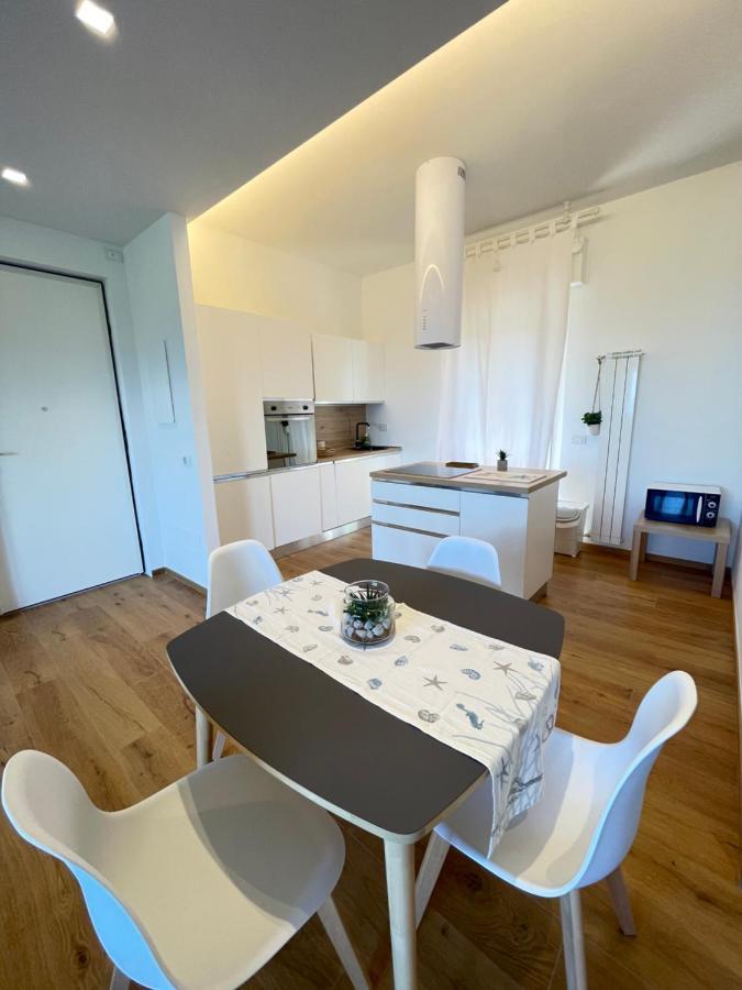 Un Sogno Nel Golfo Dei Poeti New Apartment เลริชี ภายนอก รูปภาพ